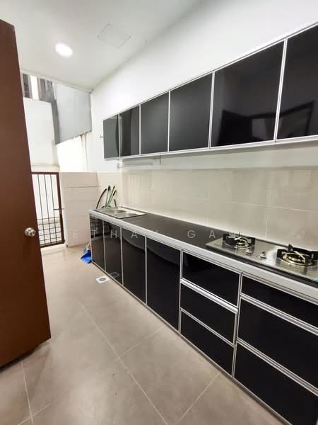 Cluster House for Rent in Iskandar Puteri (Nusajaya) (Johor) - Ethan Gan - Kitchen - PropertyGuru.com.my