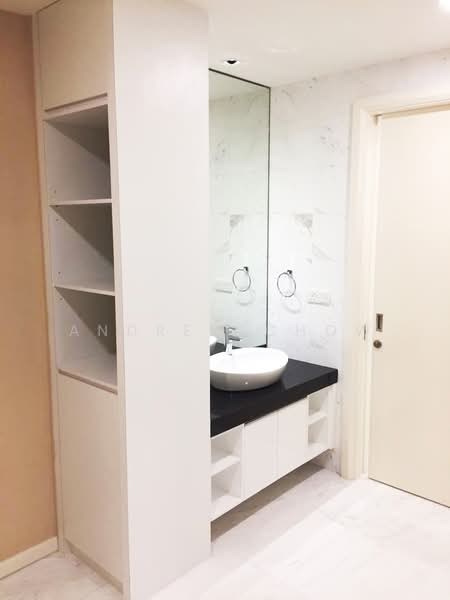 Setia V Residences untuk Untuk Disewa - RM 5,000 /bulan, Apr 2026 - Bathroom - PropertyGuru.com.my