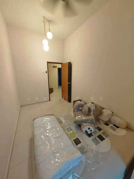 2-storey Terraced House for Sale in Taman Mount Austin (Tebrau) - Jason Ting - Bedroom - PropertyGuru.com.my