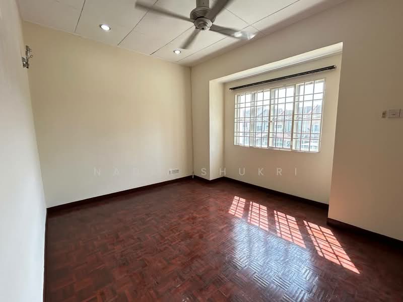 2-storey Terraced House for Sale in Taman TTDI Jaya (Shah Alam) - Nadia Shukri - Interior - PropertyGuru.com.my