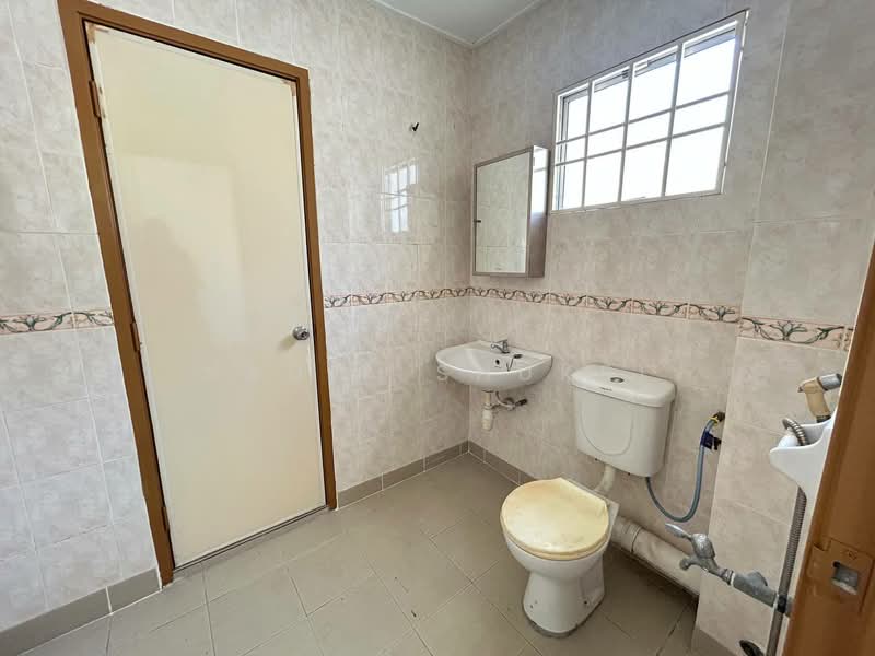 2-storey Terraced House for Sale in Taman TTDI Jaya (Shah Alam) - Nadia Shukri - Bathroom - PropertyGuru.com.my