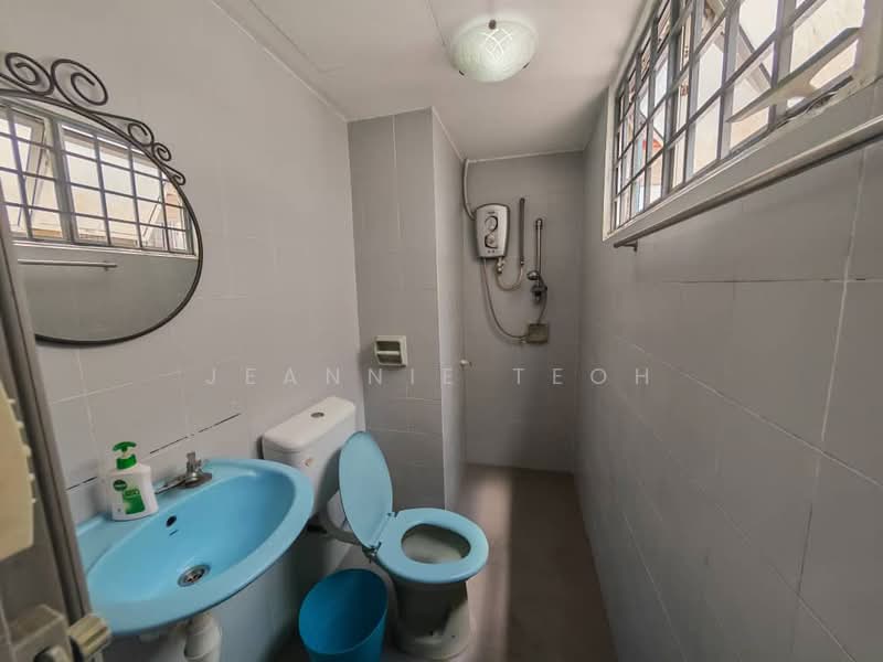 Condominium for Sale at La Villas Condominium - Jeannie Teoh - Bathroom - PropertyGuru.com.my
