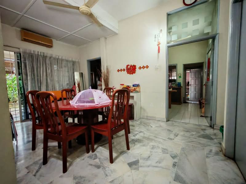 Semi-Detached House for Sale in Bandar Kinrara Seksyen 2 (Bandar Kinrara) - Angel Tan - Dining Room - PropertyGuru.com.my