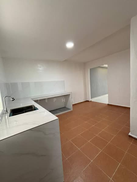 Rumah Teres 1 Tingkat untuk Dijual di Skudai (Johor) - Stephany . - Kitchen - PropertyGuru.com.my