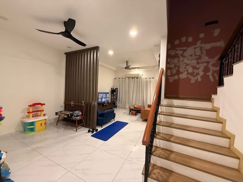 Pelangi Indah untuk Untuk Disewa - RM 3,000 /bulan, Apr 2026 - Living Room - PropertyGuru.com.my