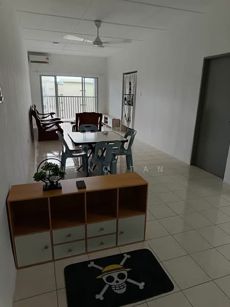 Apartment for Rent at SP Lodge Sri Pertiwi - Jeno Tan - Living Room - PropertyGuru.com.my