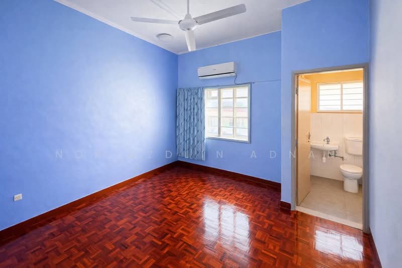 2-storey Terraced House for Sale in Subang Jaya (Selangor) - Nor Azdlin Adnan - Bedroom - PropertyGuru.com.my