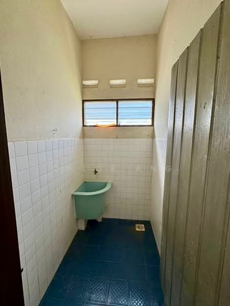 Bungalow for Sale in Bayan Lepas (Penang) - Chloe Ang - Bathroom - PropertyGuru.com.my