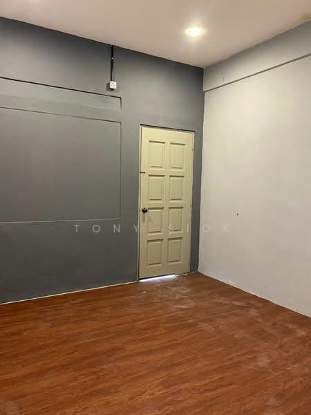 Shop / Office for Sale in Taman Tasek (Johor Bahru) - Tony Siok - Interior - PropertyGuru.com.my
