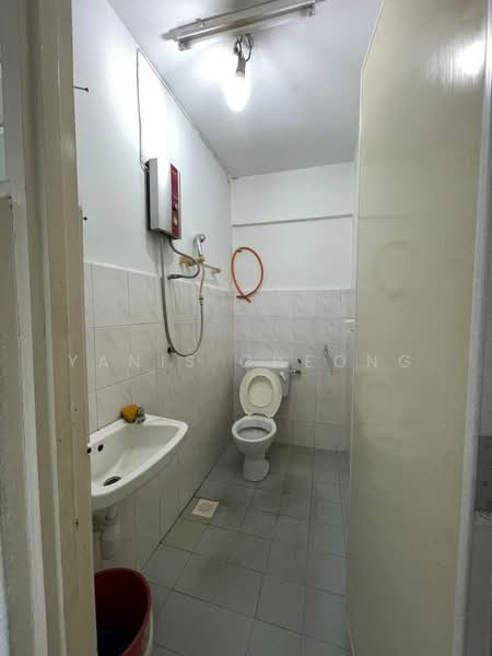 Bandar Menjalara untuk Untuk Dijual - RM 900,000, Mac 2026 - Bathroom - PropertyGuru.com.my