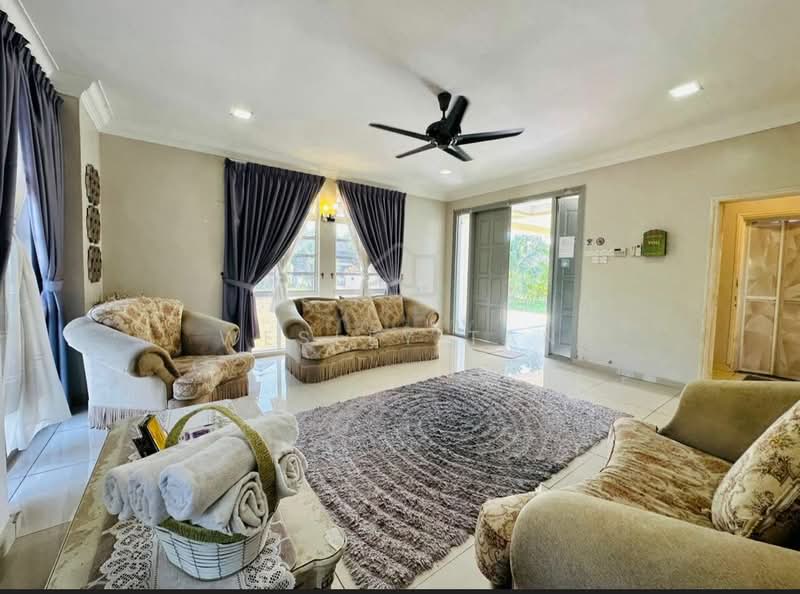 Bungalow for Sale in Taman Belia Antarabangsa (Bukit Katil) - Wesley Tan - Living Room - PropertyGuru.com.my