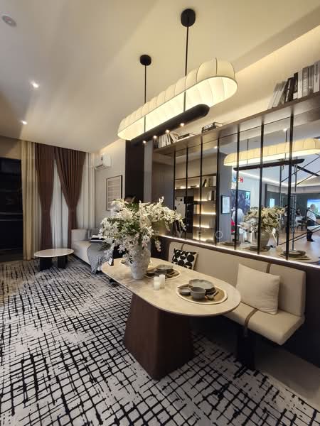 Kediaman Servis untuk Dijual di Riveria Garden - Lisa Yeo - Living Room - PropertyGuru.com.my