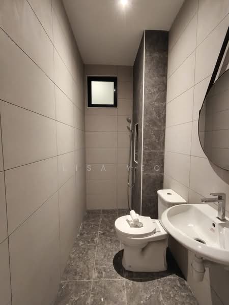Kediaman Servis untuk Dijual di Riveria Garden - Lisa Yeo - Bathroom - PropertyGuru.com.my