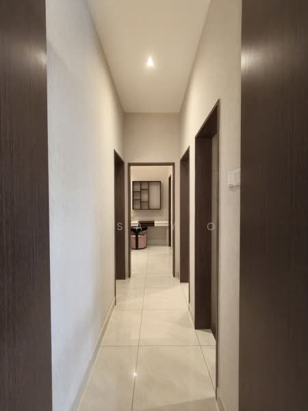 Kediaman Servis untuk Dijual di Riveria Garden - Lisa Yeo - Corridor - PropertyGuru.com.my