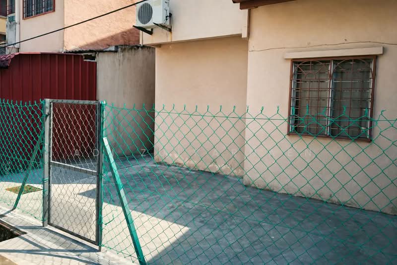 Rumah Teres 2 Tingkat untuk Dijual di Usj 22 (Subang Jaya) - Adi Zulkarnaen - Exterior - PropertyGuru.com.my