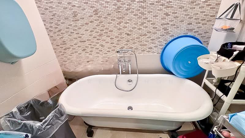 Condominium for Sale at Quayside Seafront Resort Condominiums - Andrew Chong - Bathroom - PropertyGuru.com.my