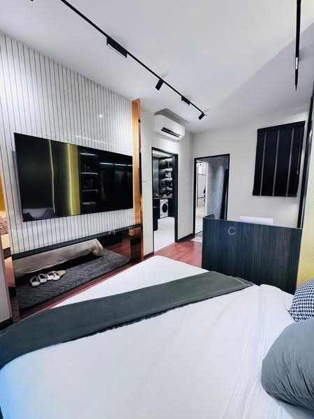 Kediaman Servis untuk Dijual di The Address @ Maxim Pelangi - Vchelle. C - Bedroom - PropertyGuru.com.my