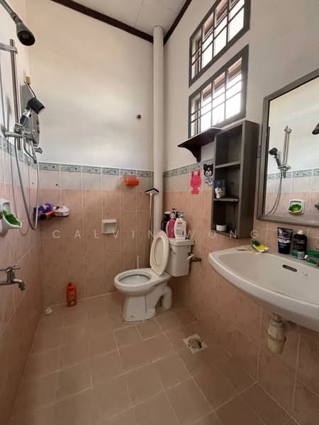Mutiara Rini Mutiaras Rinis untuk Untuk Dijual - RM 499,000, Apr 2026 - Bathroom - PropertyGuru.com.my
