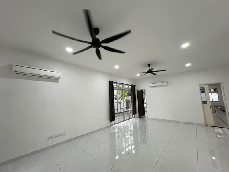 Semi-Detached House for Rent in Eco Spring (Johor Bahru) - Shishi . - Living Room - PropertyGuru.com.my