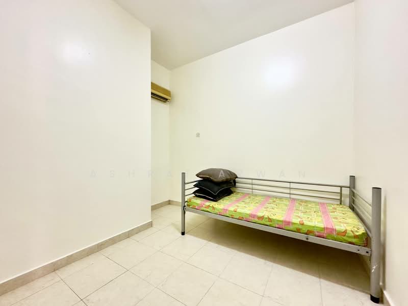 2-storey Terraced House for Sale in Sungai Buloh (Selangor) - Ashraf Azwan - Bedroom - PropertyGuru.com.my