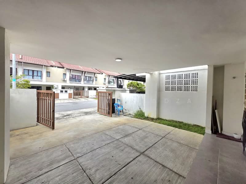 2-storey Terraced House for Sale in Semenyih (Selangor) - Mohd Mortadza Ahmad - Exterior - PropertyGuru.com.my
