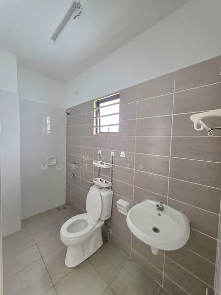 2-storey Terraced House for Sale in Semenyih (Selangor) - Mohd Mortadza Ahmad - Bathroom - PropertyGuru.com.my