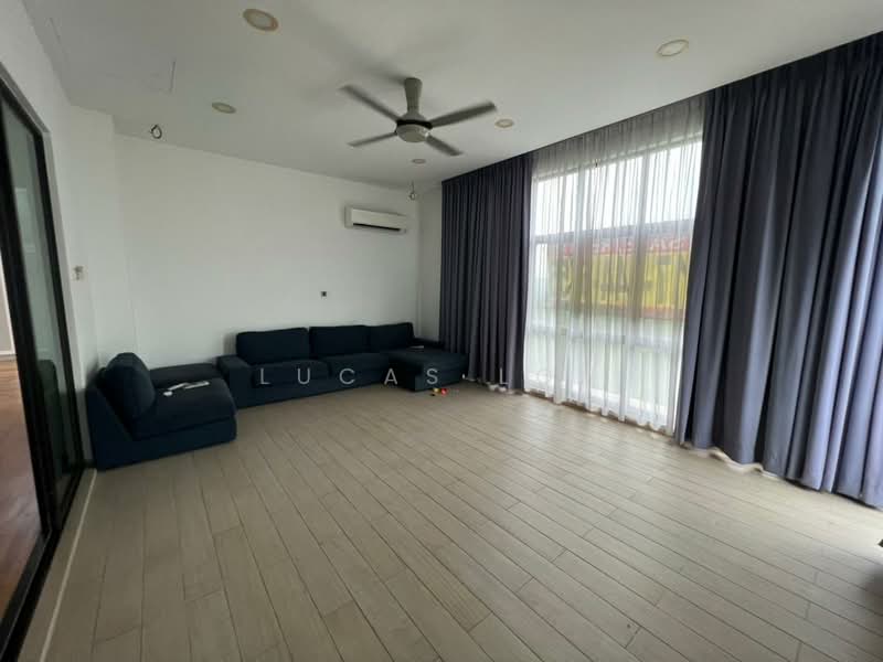 Akira @ 16 Sierra untuk Untuk Dijual - RM 2,650,000, Apr 2026 - Living Room - PropertyGuru.com.my