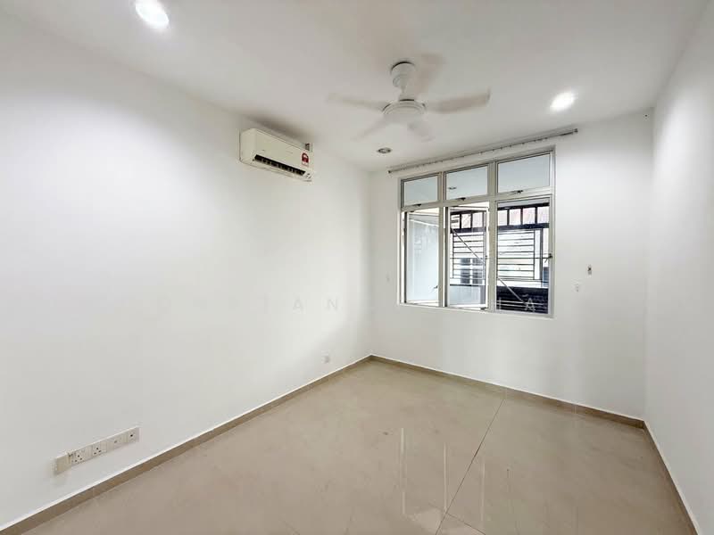 Untuk Dijual - Ehsan Jaya