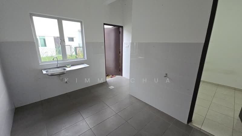 2-storey Terraced House for Sale in Kota Warisan (Sepang) - Kimmy Chua - Kitchen - PropertyGuru.com.my
