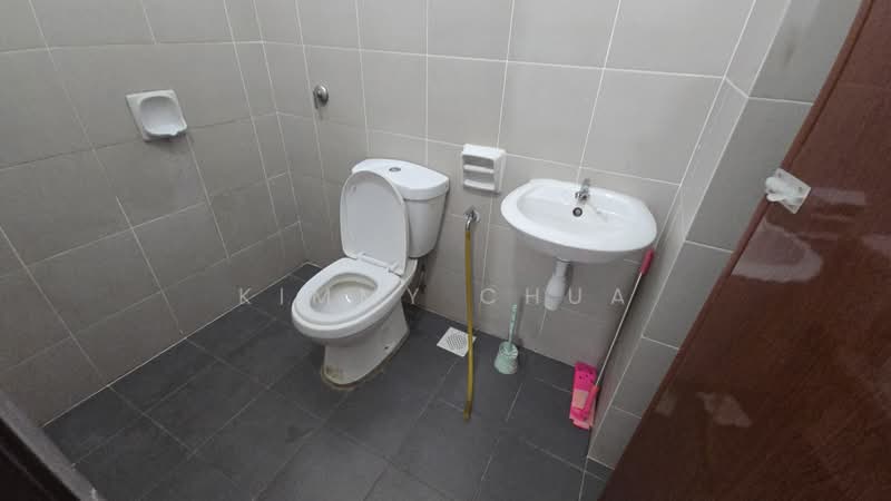 2-storey Terraced House for Sale in Kota Warisan (Sepang) - Kimmy Chua - Bathroom - PropertyGuru.com.my