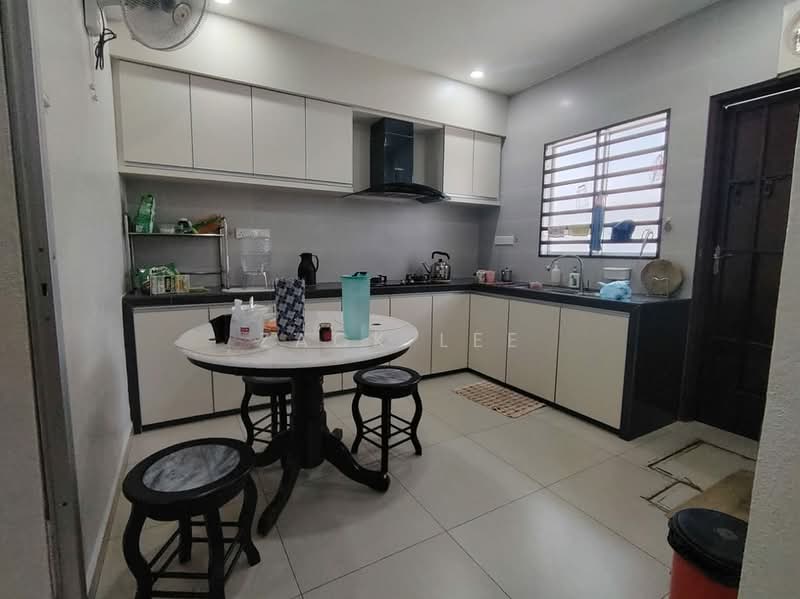Sungai Dua untuk Untuk Dijual - RM 460,000, Mac 2026 - Kitchen - PropertyGuru.com.my