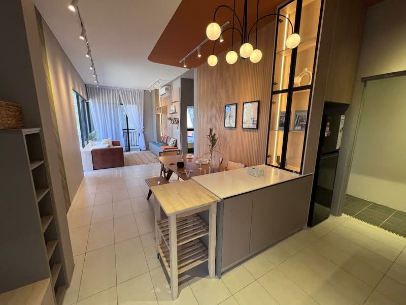 Apartment for Sale at Kayana Heights @ Ayuria Place, Alamesra - Chee Vui Vun - Living Room - PropertyGuru.com.my