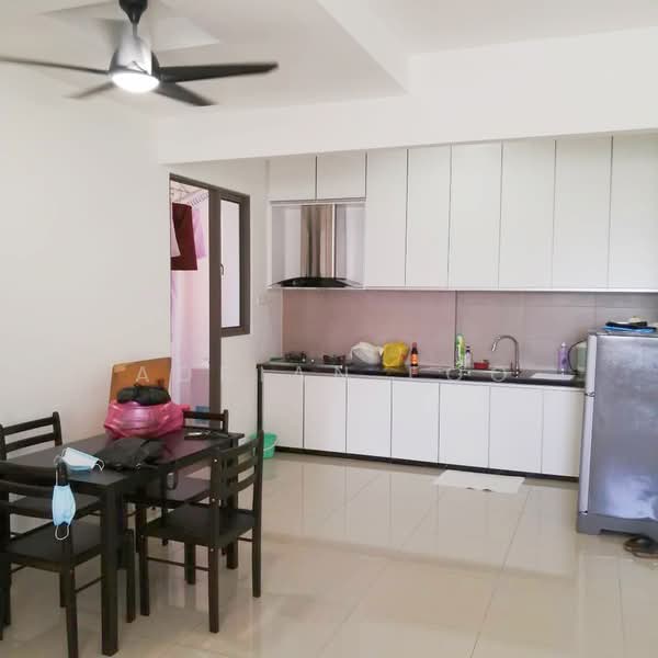 Condominium for Rent at Skycube - Adrian Foo - Kitchen - PropertyGuru.com.my