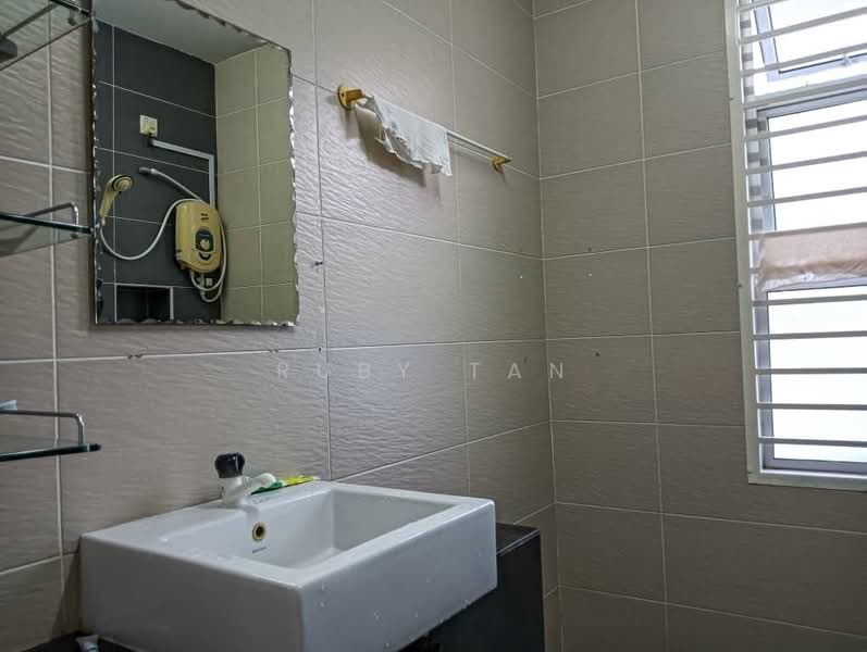 Cluster House for Sale in Taman Sri Pulai Perdana (Skudai) - Ruby Tan - Bathroom - PropertyGuru.com.my