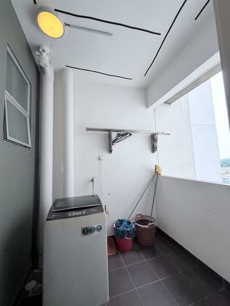 Apartment for Sale at Aliff Avenue (Dwi Alif) - Eva Siow - Balcony - PropertyGuru.com.my