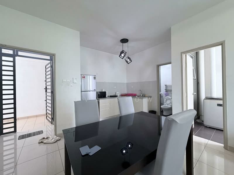 Apartment for Sale at Aliff Avenue (Dwi Alif) - Eva Siow - Kitchen - PropertyGuru.com.my