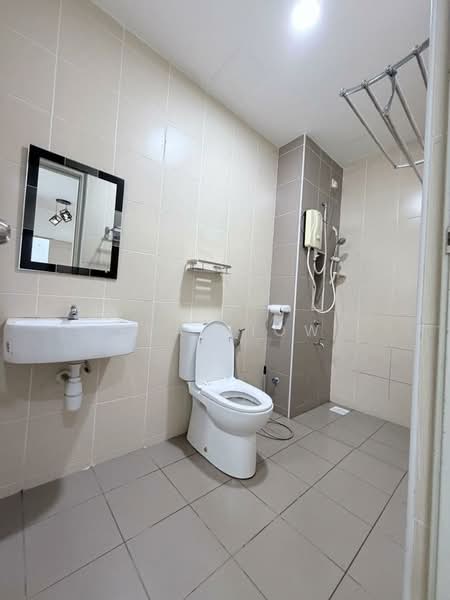 Apartment for Sale at Aliff Avenue (Dwi Alif) - Eva Siow - Bathroom - PropertyGuru.com.my