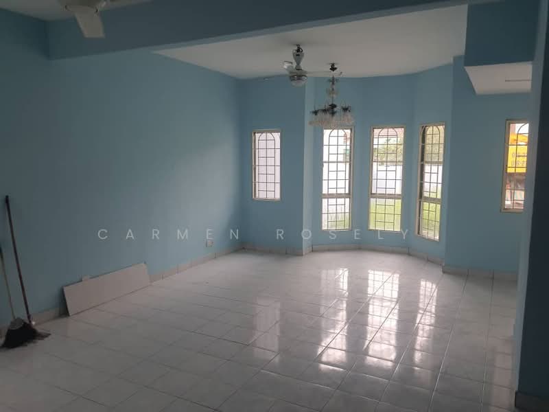 Puchong untuk Untuk Dijual - RM 430,000, Apr 2026 - Living Room - PropertyGuru.com.my