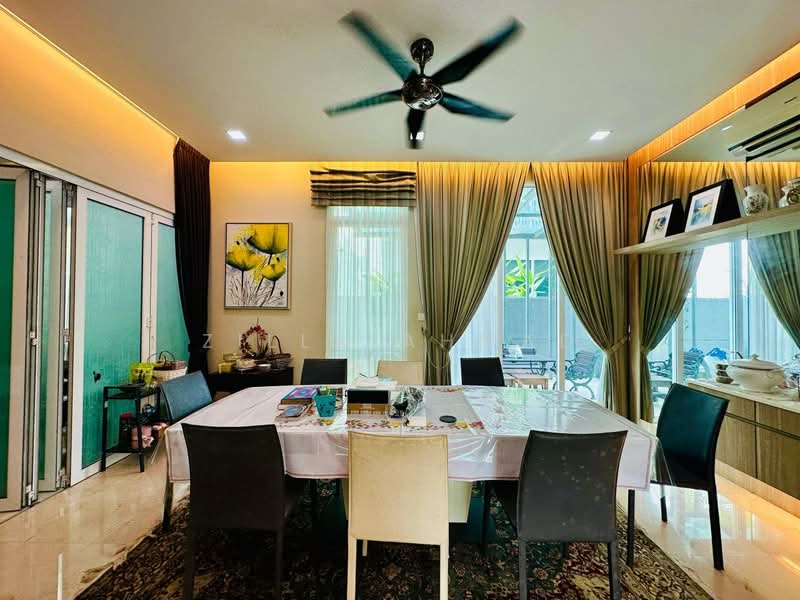 Bungalow for Sale in Cyberjaya (Selangor) - Zilla Ahmad - Dining Room - PropertyGuru.com.my