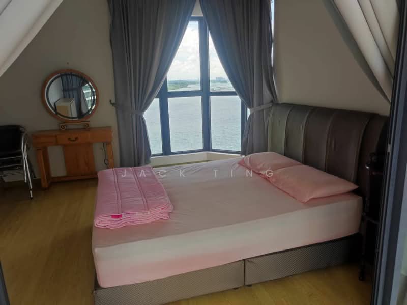 Condominium for Rent at Lovell @ Country Garden Danga Bay - Jack Ting - Bedroom - PropertyGuru.com.my