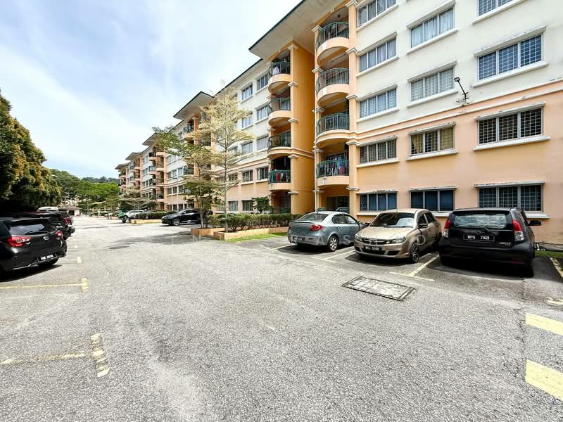 Apartment for Sale at Pangsapuri Sri Camellia - Zainul Rashid - Exterior - PropertyGuru.com.my