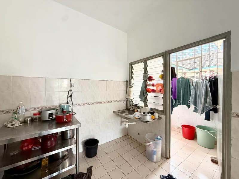 Apartment for Sale at Pangsapuri Sri Camellia - Zainul Rashid - Kitchen - PropertyGuru.com.my