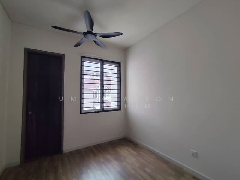 2-storey Terraced House for Rent in Bandar Enstek (Negeri Sembilan) - Umi Khalsom Ibrahim - Interior - PropertyGuru.com.my