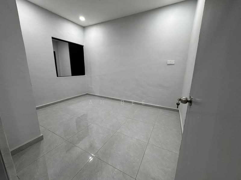 2-storey Terraced House for Sale in Taman Ungku Tun Aminah (Skudai) - Ah Bee - Interior - PropertyGuru.com.my