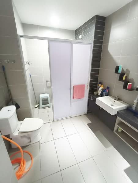 Seksyen 7 untuk Untuk Dijual - RM 1,470,000, Apr 2026 - Bathroom - PropertyGuru.com.my