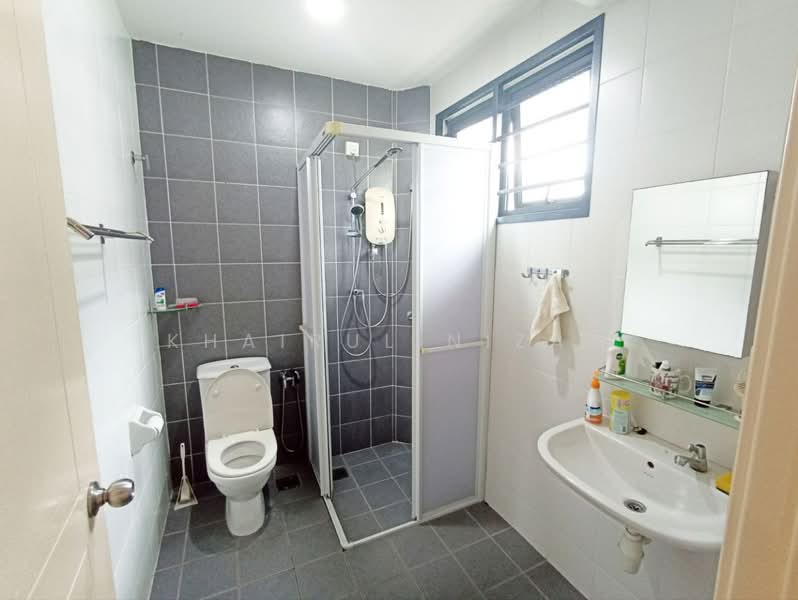 Seksyen 7 untuk Untuk Dijual - RM 1,470,000, Apr 2026 - Bathroom - PropertyGuru.com.my