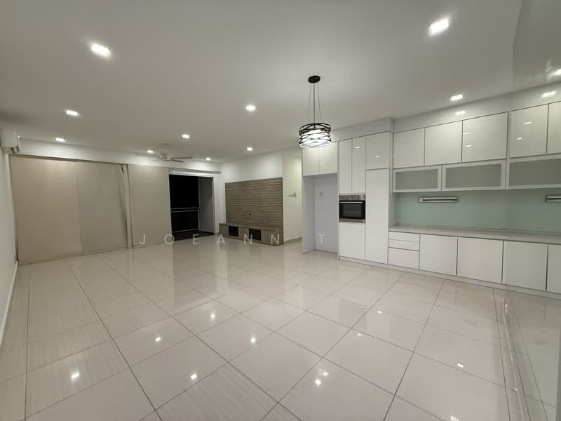 Damansara Foresta untuk Untuk Dijual - RM 688,000, Mac 2026 - Living Room - PropertyGuru.com.my