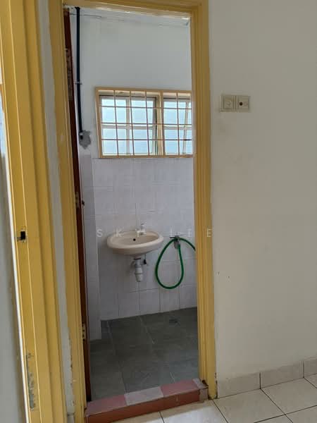 2-storey Terraced House for Rent in TAMAN PUCHONG UTAMA (Puchong) - Sky Lee - Bathroom - PropertyGuru.com.my
