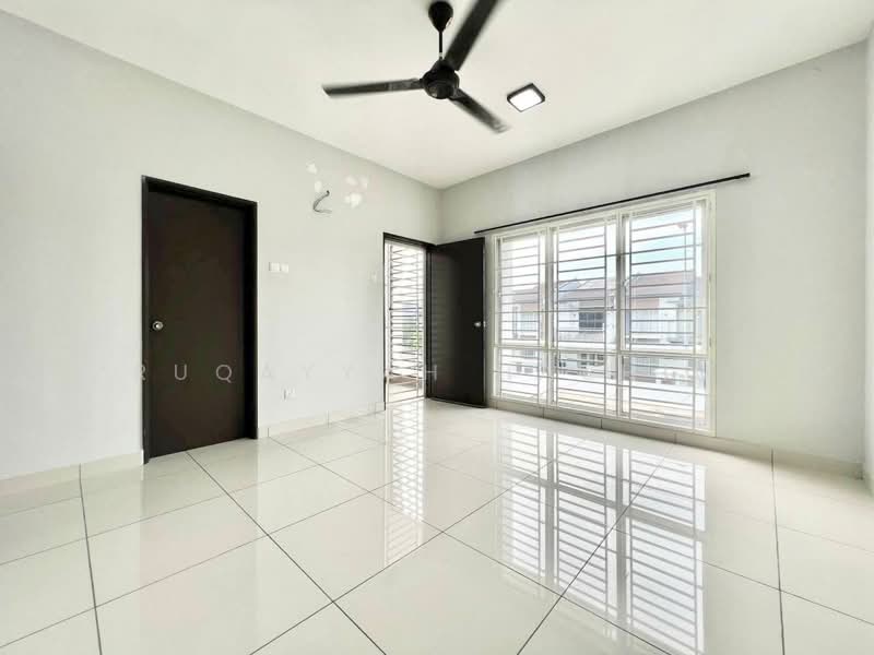 taman ruby, dengkil untuk Untuk Dijual - RM 450,000, Mac 2026 - Interior - PropertyGuru.com.my
