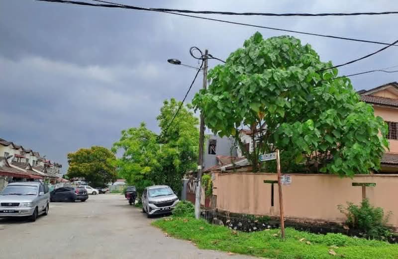 2-storey Terraced House for Sale in BANDAR PUCHONG JAYA (Puchong) - Allen . - Exterior - PropertyGuru.com.my